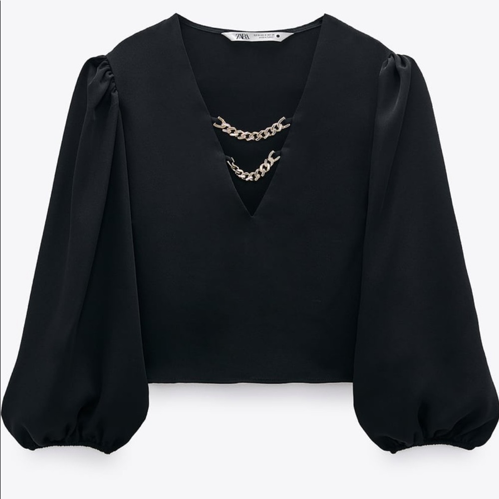 Zara Chain Detail Top